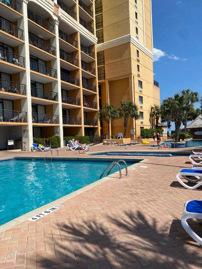 Azure Bliss Oceanfront Condo Sleeps 6 マートルビーチ エクステリア 写真