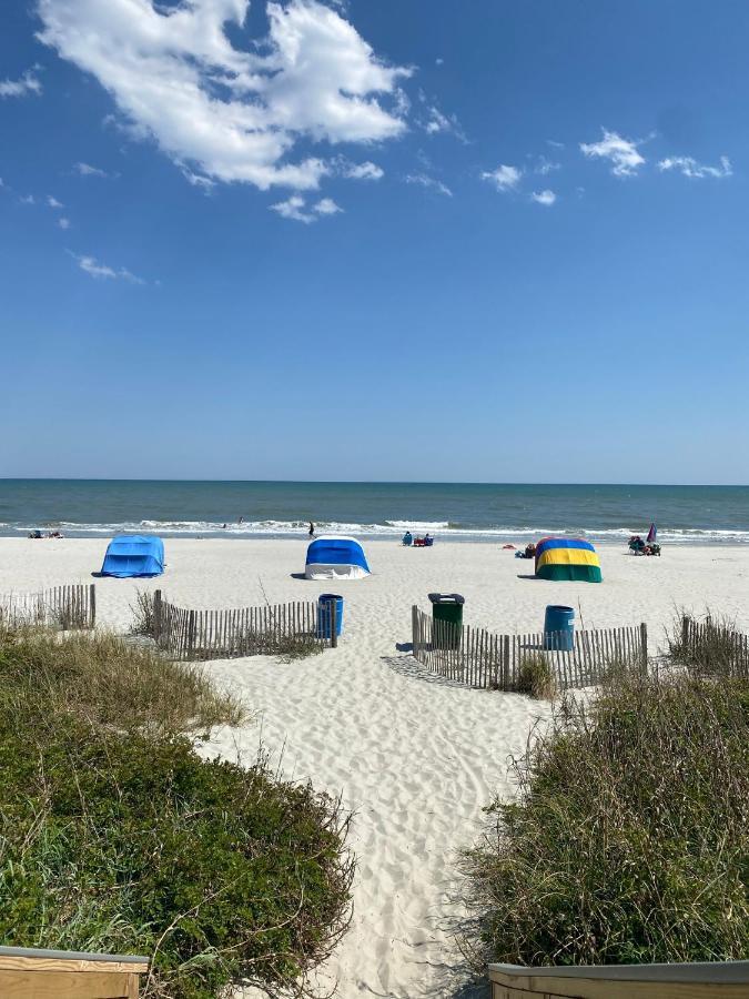Azure Bliss Oceanfront Condo Sleeps 6 マートルビーチ エクステリア 写真