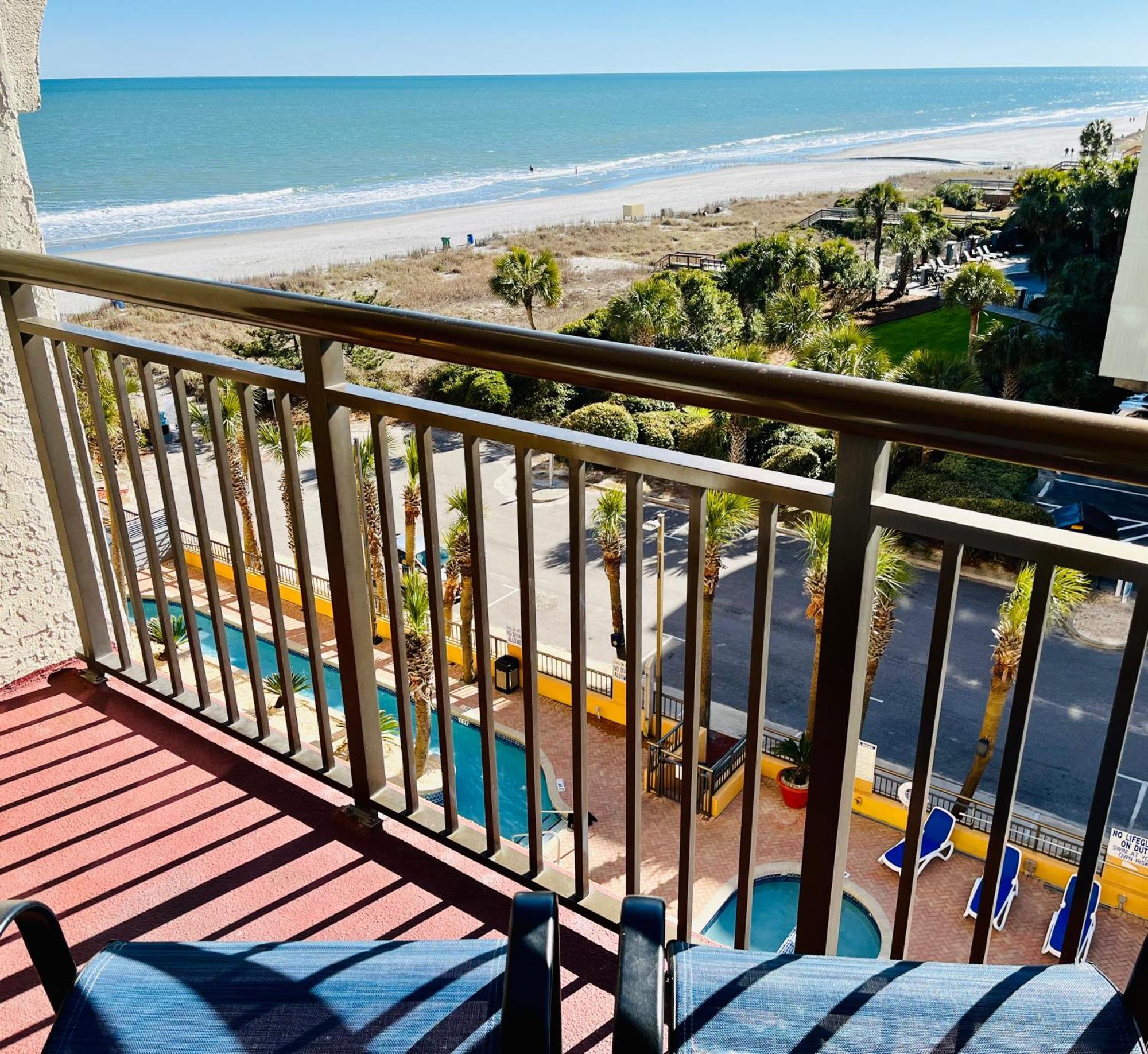 Azure Bliss Oceanfront Condo Sleeps 6 マートルビーチ エクステリア 写真