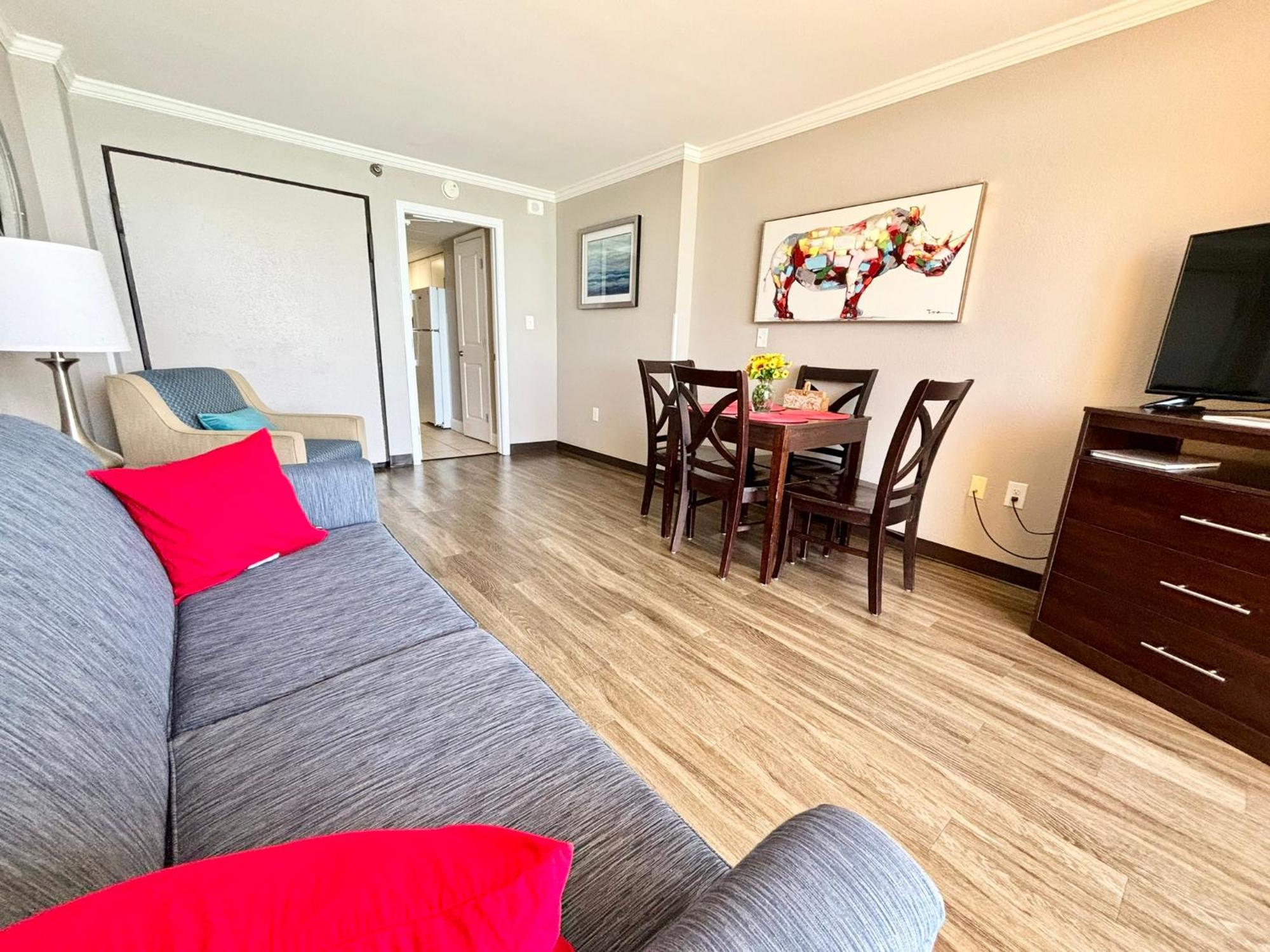 Azure Bliss Oceanfront Condo Sleeps 6 マートルビーチ エクステリア 写真