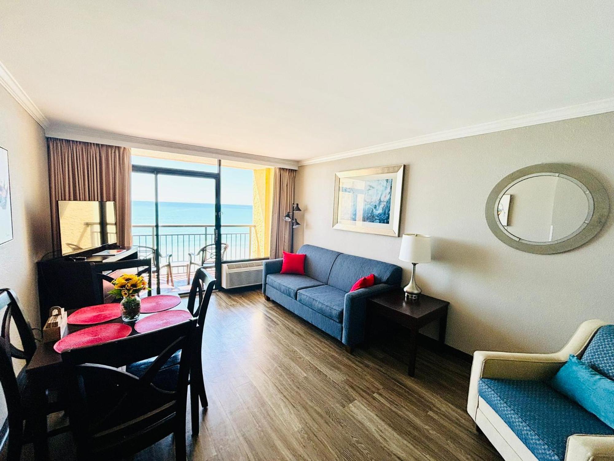Azure Bliss Oceanfront Condo Sleeps 6 マートルビーチ エクステリア 写真